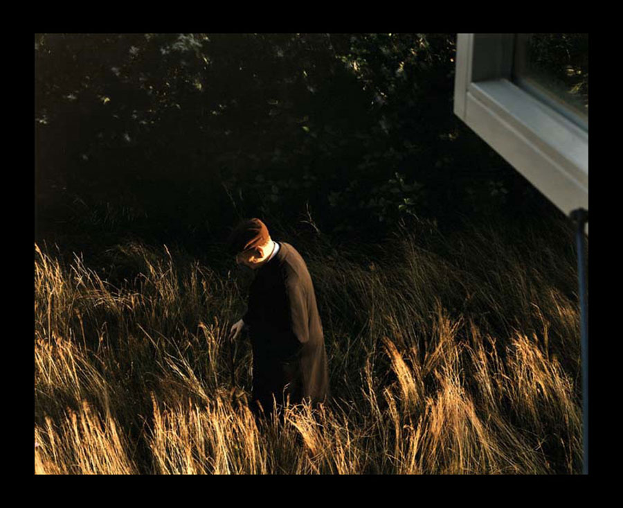 VATERBILDER | FATHERPICTURES - STAGED FAMILY PICTURES WITH SILICONE PUPPETS - Part I &copy; Burkhard Philipp von Harder