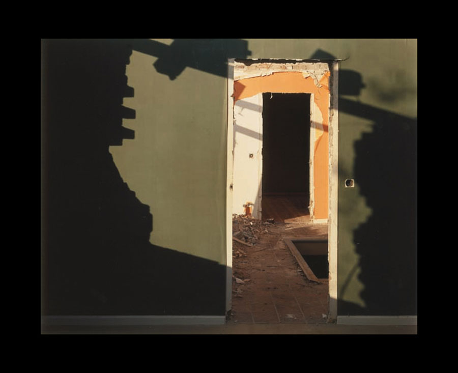 VATERBILDER | FATHERPICTURES - STAGED FAMILY PICTURES WITH SILICONE PUPPETS - Part I &copy; Burkhard Philipp von Harder